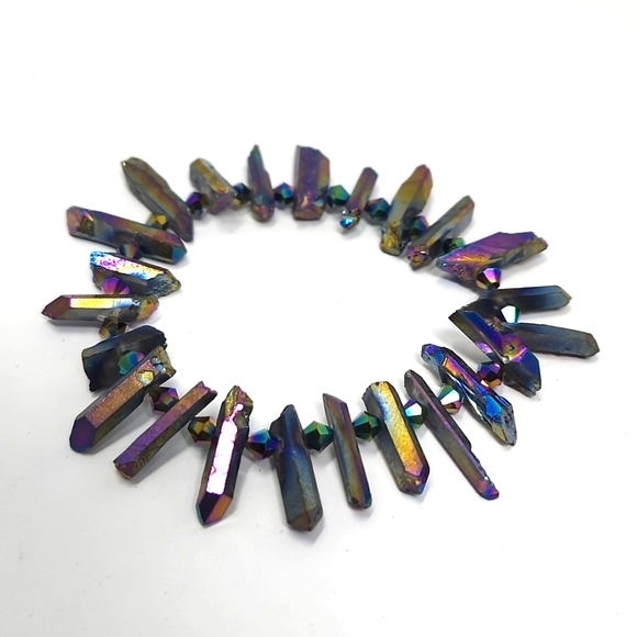 Sparkling Rainbow Aura Quartz Bracelet - Picture 1 of 7